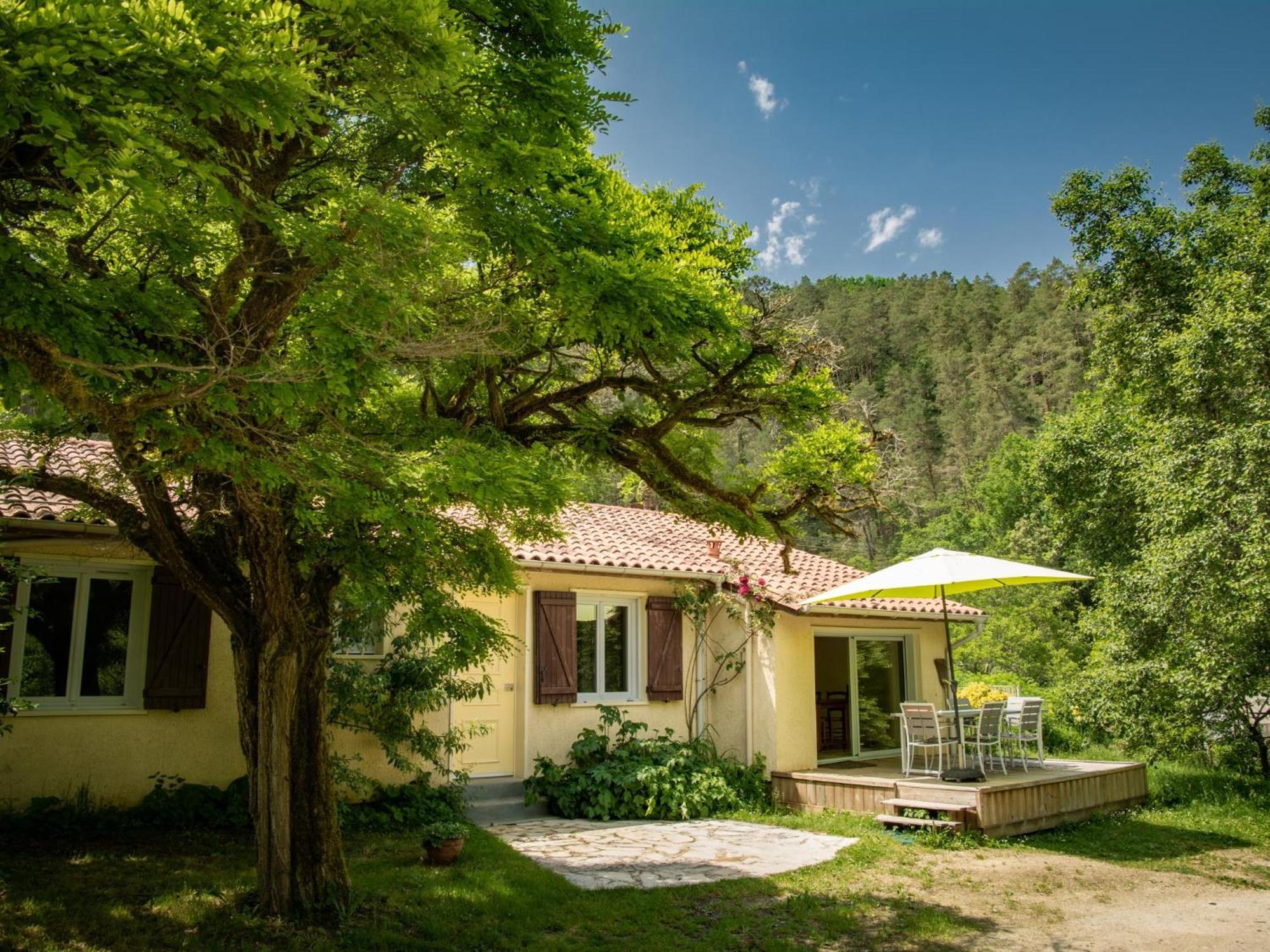 Gite Moulin De Lalbarede Saint-Cybranet Екстериор снимка